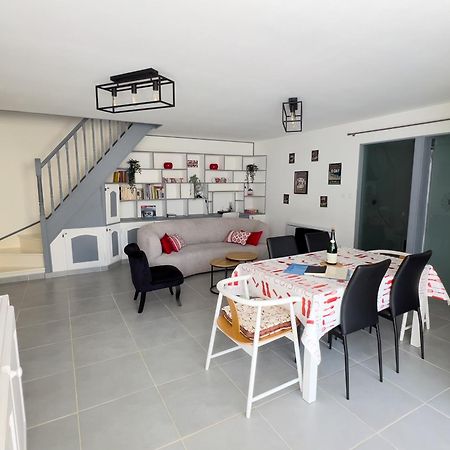 Cottage Overlord - 6 Personnes - Plages Du Debarquement Formigny Eksteriør bilde